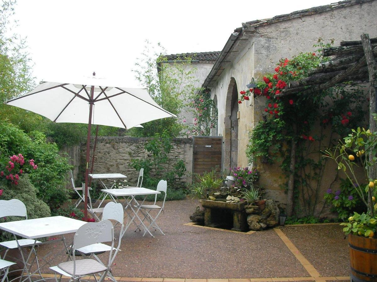 Maison D'Hotes Le Casalet Villandraut Luaran gambar